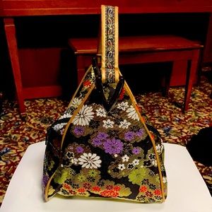 Oriental small bag. Gold Thread Tapestry look.